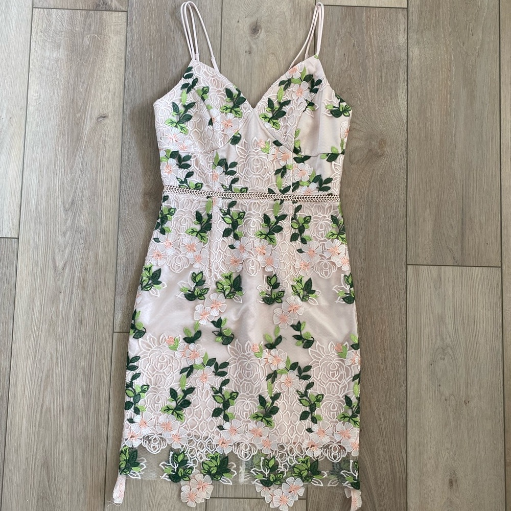 Minuet Petite Floral Lace Mini Dress